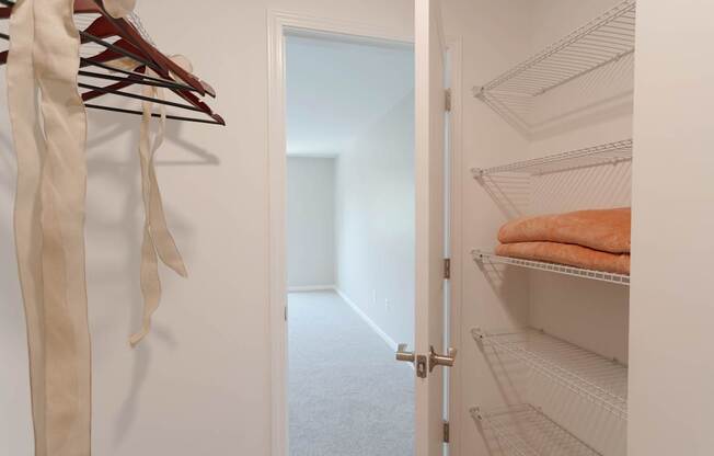 Hidden Lakes Apartments in Grand Rapids MI