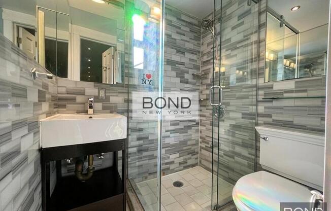 115 Mulberry St 2R