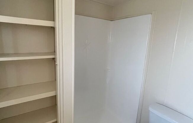 3 beds, 2 baths, 1,100 sqft, $3,850, Unit 133