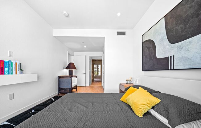 3 beds, 3 baths, 1,158 sqft, $5,357, Unit 205