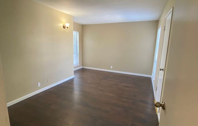 2 beds, 1 bath, $1,750, Unit AG53