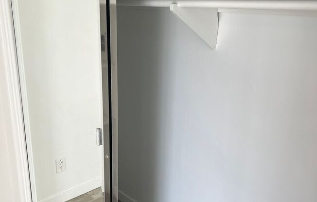 2 beds, 2 baths, 900 sqft, $3,395, Unit 40