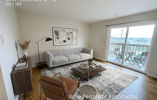 1347 - 15th Avenue S
