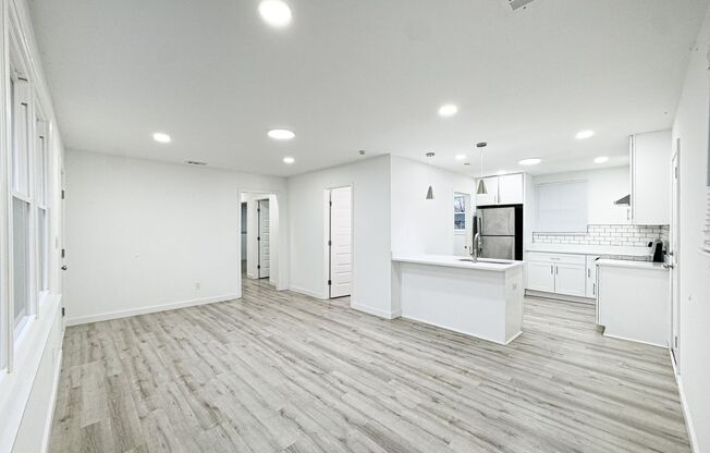 Renovated 3 Bedroom Home in Springfield, TN!