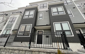 Newly built 3-bedroom townhomes at Charles Park in West Roxbury!