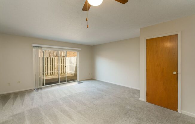 2 beds, 1.5 baths, $1,350, Unit 411 E Buttles Ave Apt. K