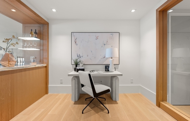 3 beds, 3.5 baths, 3,090 sqft, $40,000, Unit 15CD