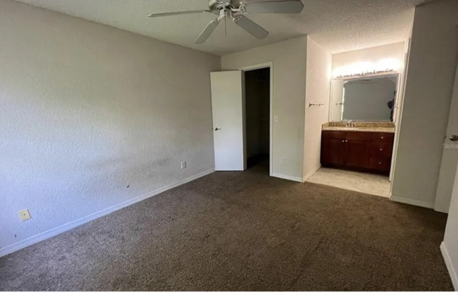 2 beds, 1 bath, 919 sqft, $1,600, Unit 5168 Conroy Road Unit 35