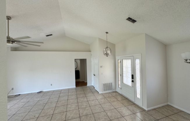 1734 CASSINGHAM CIR