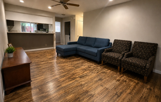 Adorable Downtown Condo