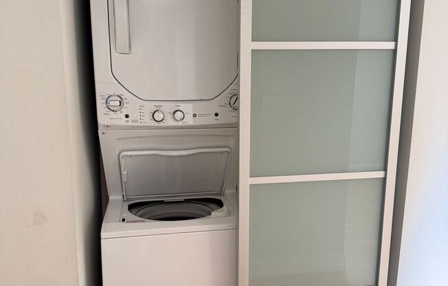 2 beds, 2 baths, $5,250, Unit # 47
