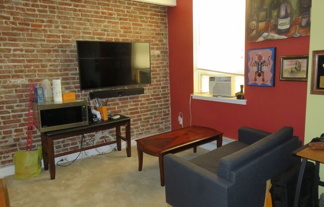 1 bed, 1 bath, $1,550, Unit #1C