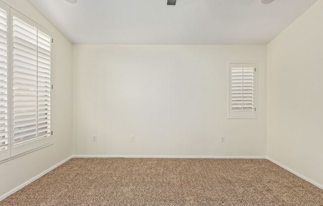 4 beds, 2.5 baths, $2,200, Unit #1171