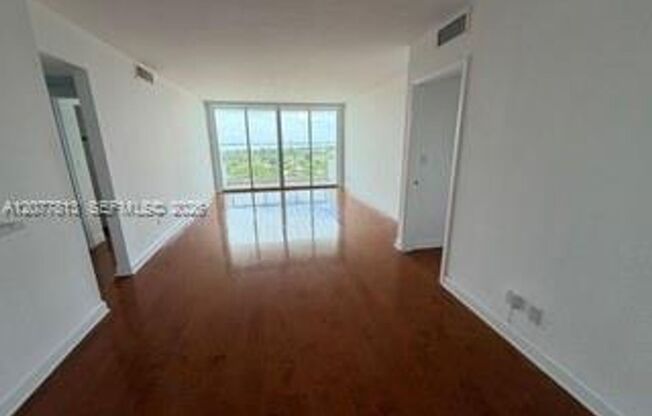 5600 Collins Ave cu-15J, Miami Beach, FL 33140