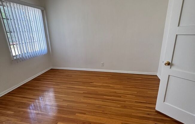 Crescent Heights 1227