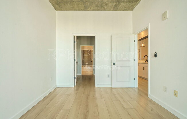 1 bed, 1 bath, 779 sqft, $2,200, Unit Apt 2003