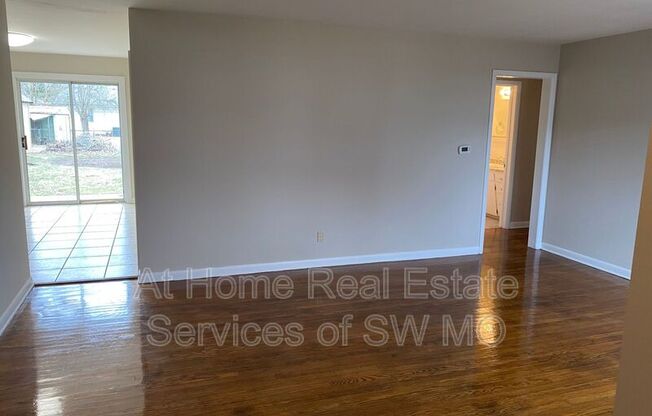 1468 E Seminole
