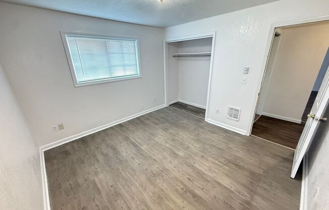 310 W Pierce St