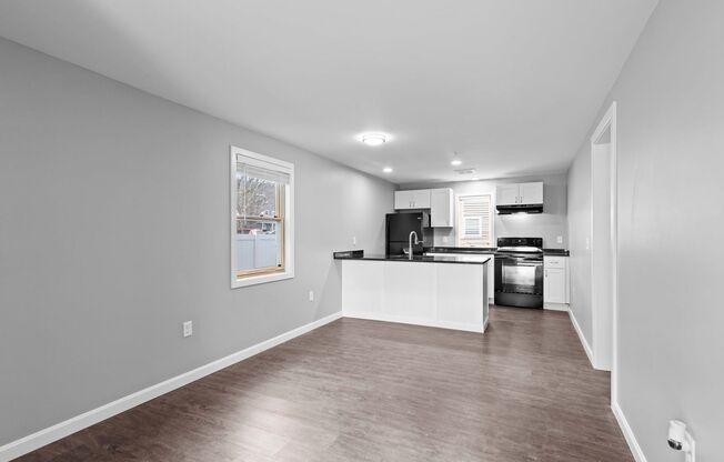 1 bed, 1 bath, 600 sqft, $2,099, Unit 10 Monarch Way Apt 101