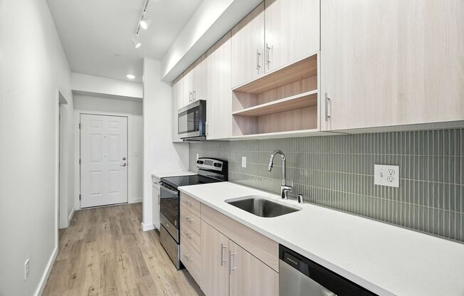 1 bed, 1 bath, 549 sqft, $1,350, Unit 406