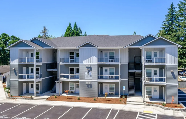 Cascade Meadows Apartments