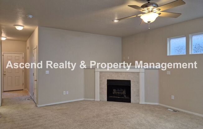 **Move In Special**Beaverton Convenience with Central AC & Attached Garage  Minutes to MAX, Costco, Nike & Parks