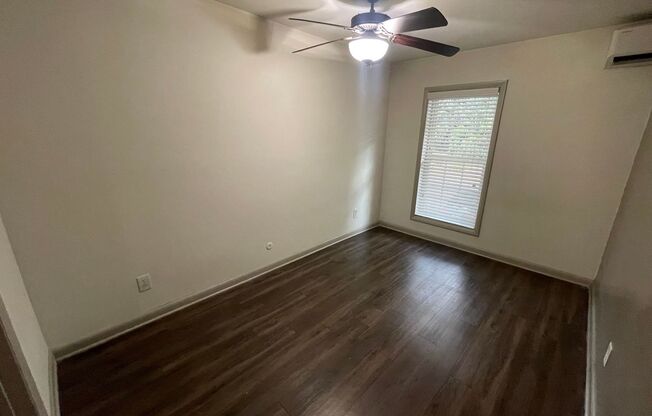 1 bed, 1 bath, 480 sqft, $1,165, Unit 229