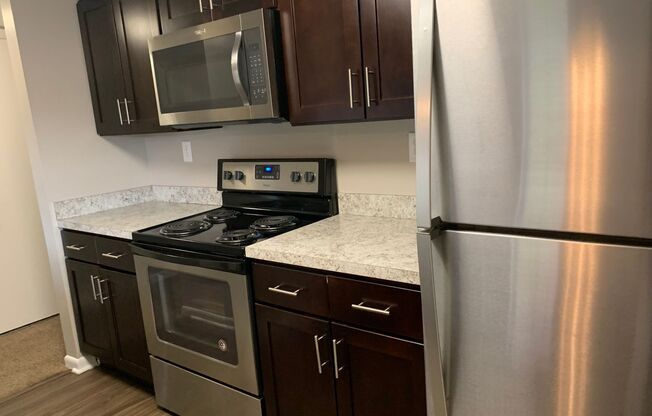 3 beds, 2.5 baths, 1,200 sqft, $1,605, Unit 64