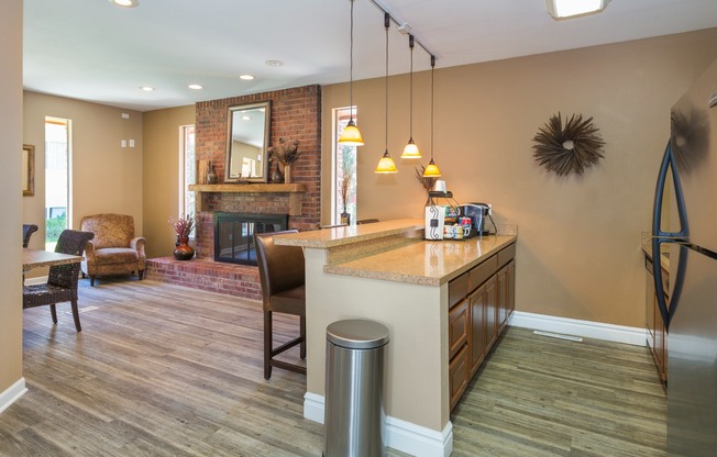 Leasing Center