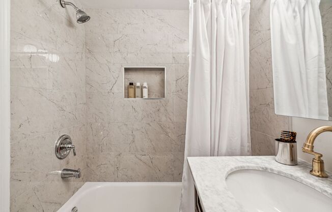 Studio, 1 bath, $1,705, Unit 503