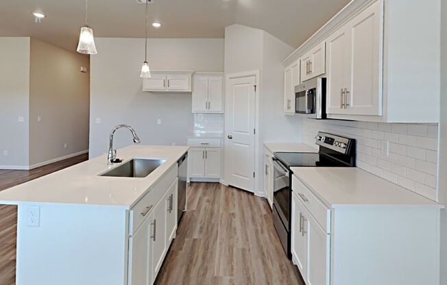 Beautiful 4 Bed 2 Bath Home in Shawnee