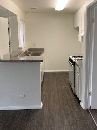 1 bed, 1 bath, 650 sqft, $2,075, Unit 0080