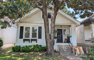 1911 Richmond Drive