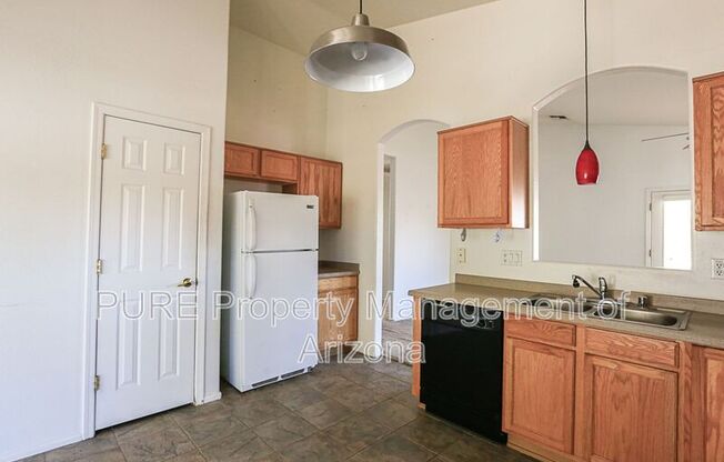 3 beds, 2 baths, 1,426 sqft, $1,850