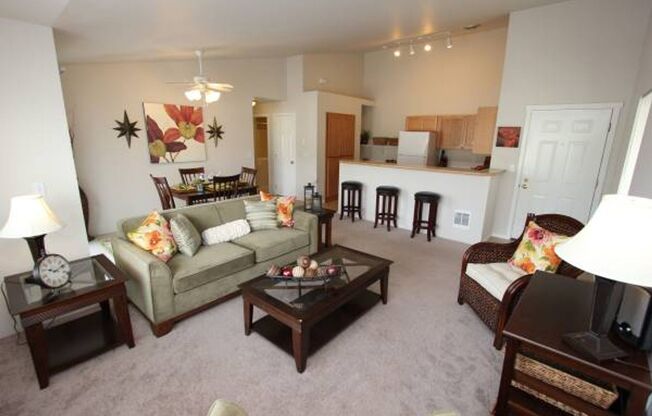 2 beds, 2 baths, 1,077 sqft, $1,650, Unit 9315