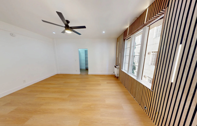 Studio, 1 bath, 400 sqft, $1,595, Unit 324