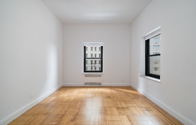 2 beds, 1 bath, 900 sqft, $6,250, Unit 7A