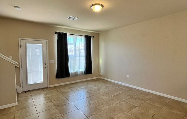 3 beds, 2.5 baths, $1,998