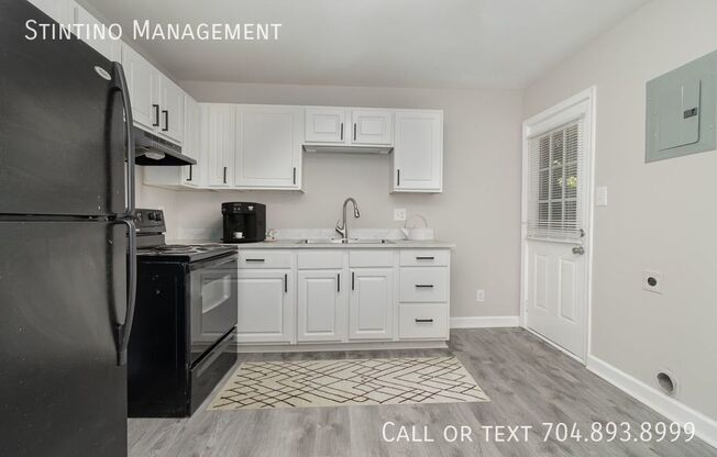 2693 FAIRLAWN DR