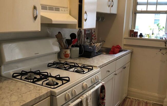 1 bed, 1 bath, 550 sqft, $1,375, Unit 402