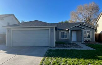 <b>Remodeled 3 Bedroom Stead Home<br><br>