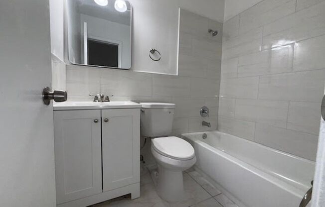 497 NW 40 Ct Oakland Park, FL 33309