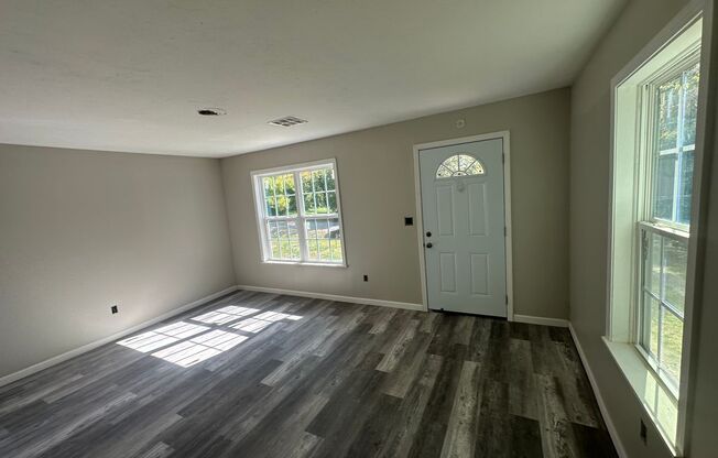 Cozy home in North Tulsa on a quiet street. Vouchers Accepted.