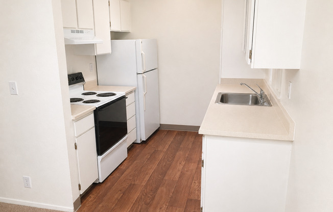 1 bed, 1 bath, 700 sqft, $1,400, Unit 1301