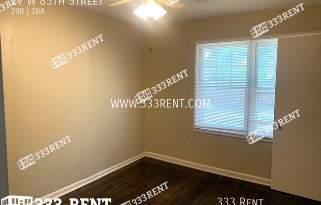 3 beds, 1 bath, 915 sqft, $1,395