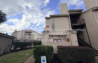 10855 Meadowglen Lane