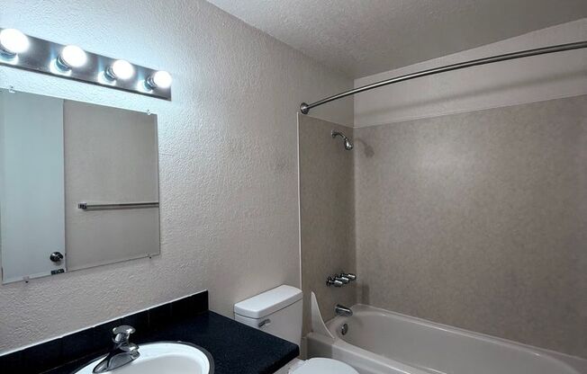 2 beds, 1.5 baths, 942 sqft, $1,325, Unit 4321B02