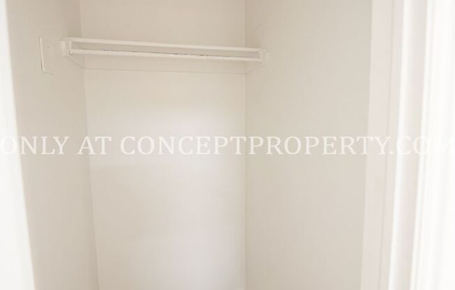 1 bed, 1 bath, 711 sqft, $1,099, Unit D-11