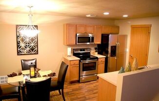 2 beds, 2 baths, $895, Unit 1207