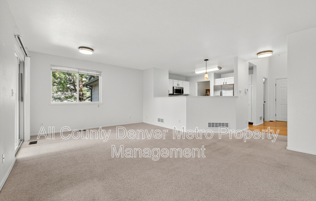 10203 VINE CT